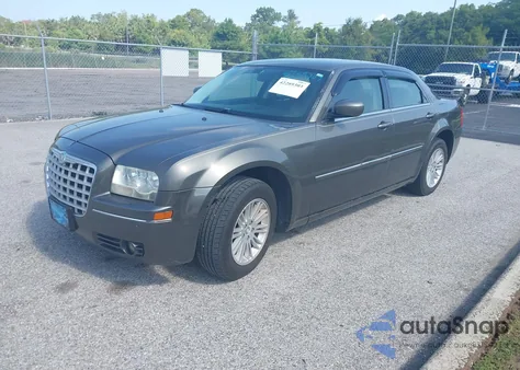 2008 Chrysler 300 Touring from USA, damaged, VIN 2C3KA53GX8H255648